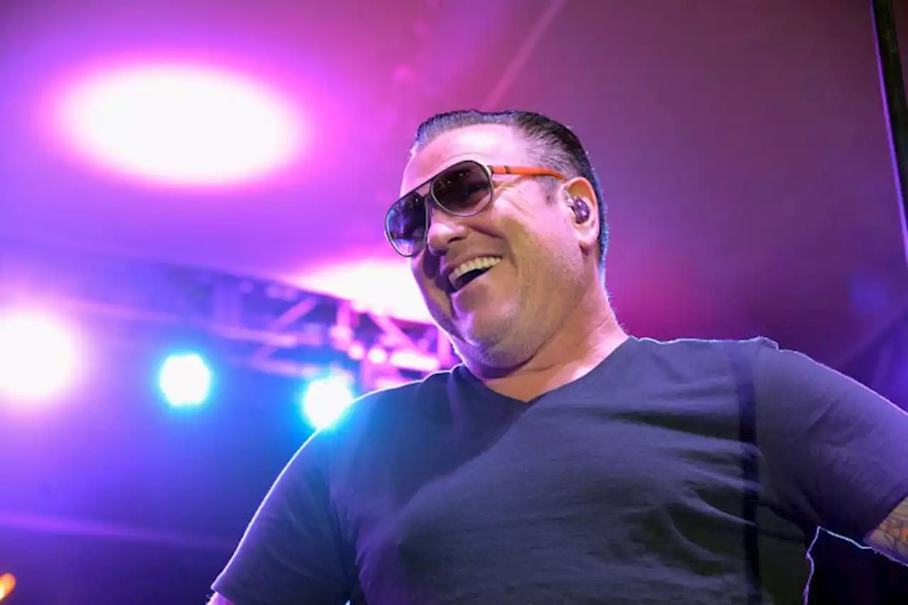 Steve Harwell Dies At Age 56: Guy Fieri, Carson Daly & More Celebs Pay Tribute To Smash Mouth Singer