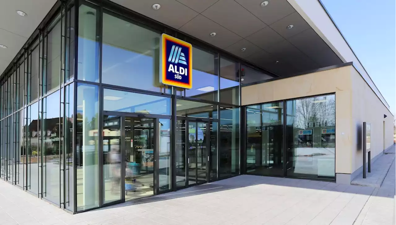 Aldi, Lidl, Edeka, Rewe & Co.: Neue Regel in allen Filialen sorgt für heftige Kritik: „Ein hohes Risiko“