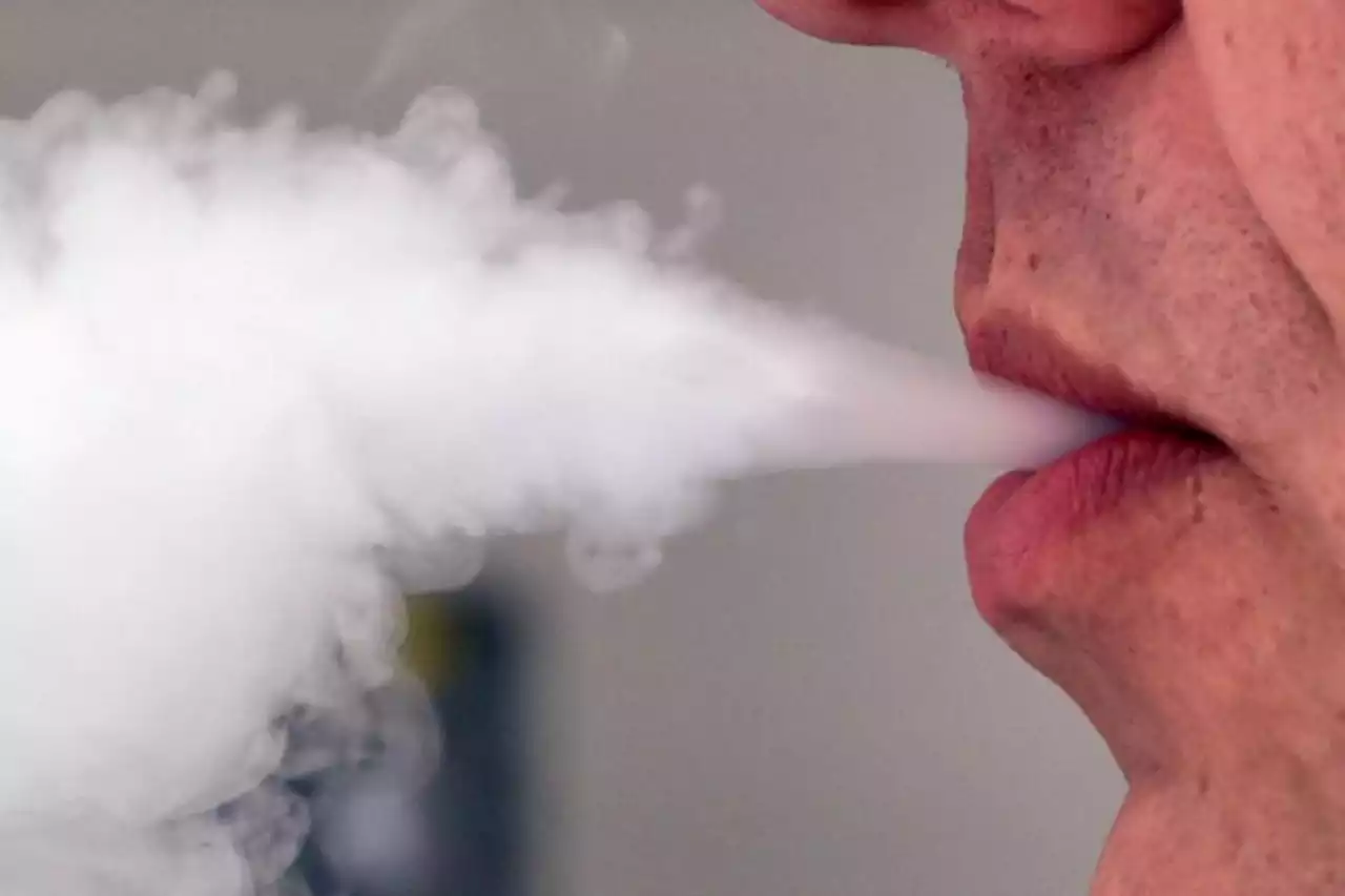 Government to consult over potential ban on single-use vapes