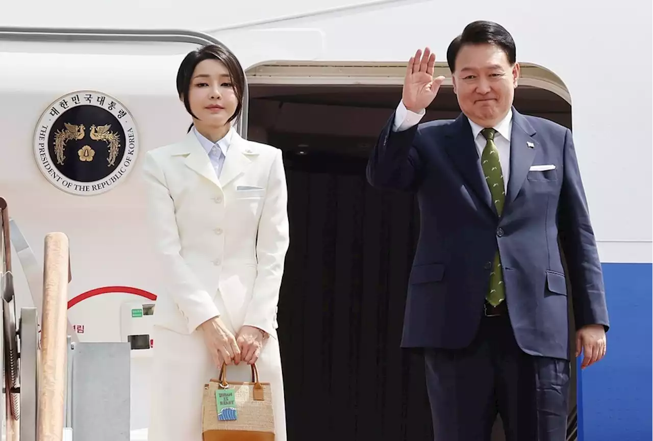 윤 대통령, 아세안 정상회의 출국…‘대북 압박 공조’ 강조