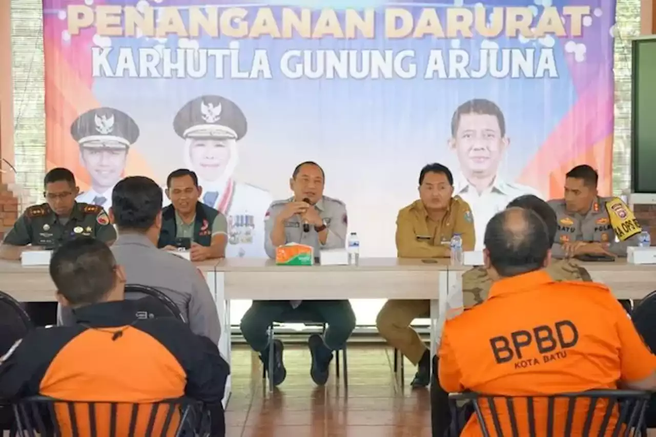 Karhutla Gunung Arjuno Kian Meluas, BPBD Jatim Ajukan Tambahan Armada Heli dan Optimalkan Penanganan Darat