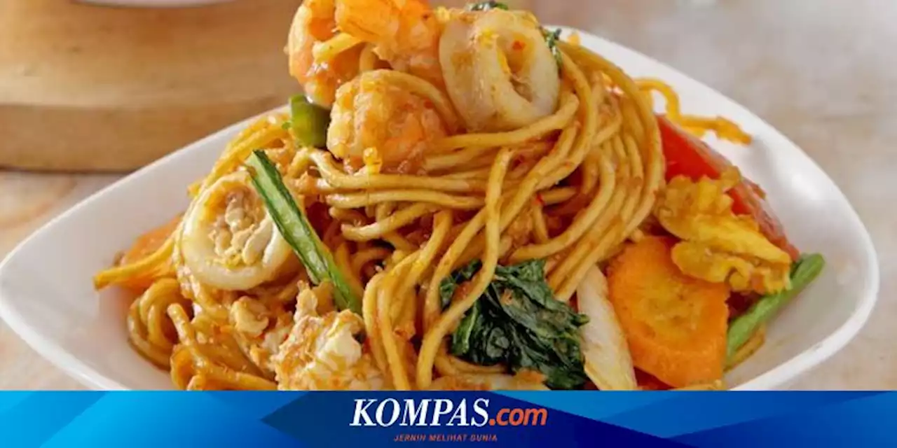 Resep Mi Goreng Seafood Chinese Food, Bumbui Mi Sebelum Tumis