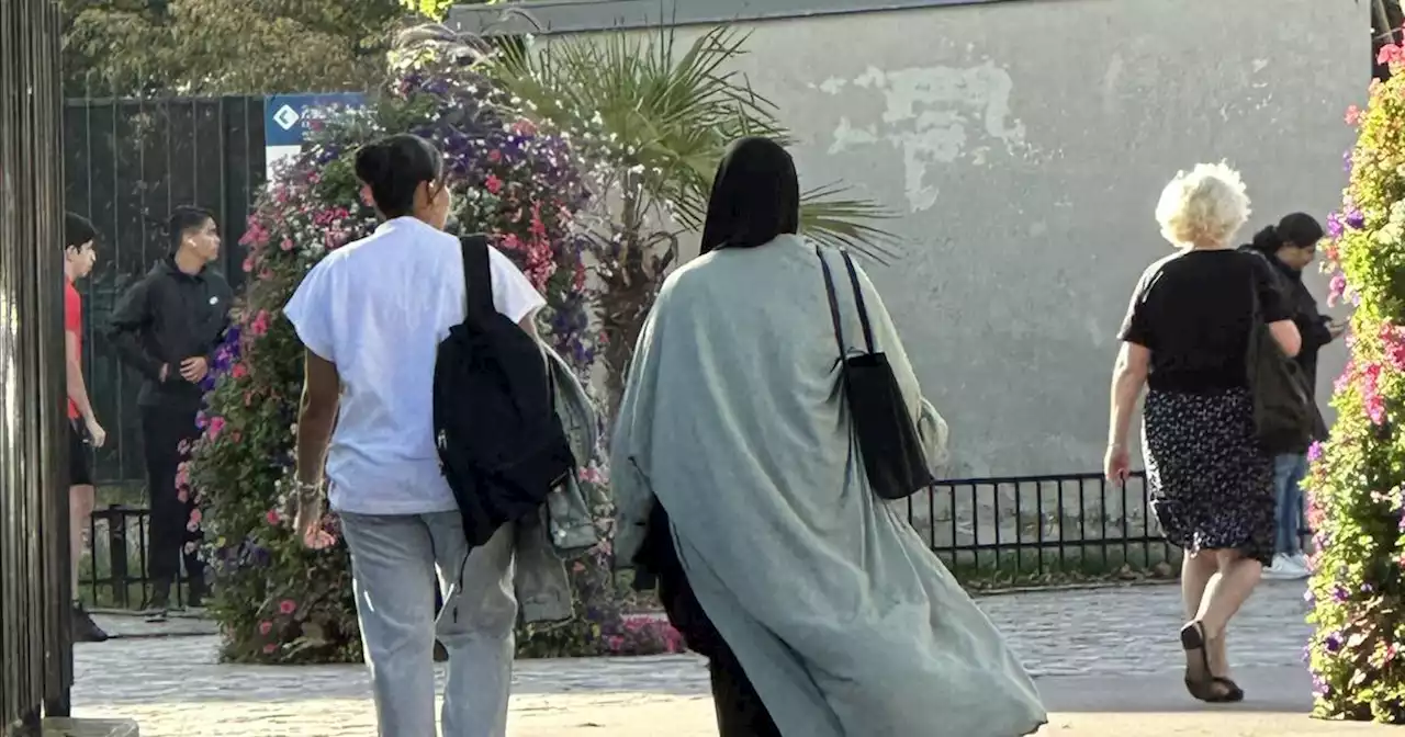 Interdiction de l’abaya : le Conseil français du culte musulman redoute «un contrôle au faciès arbitraire»