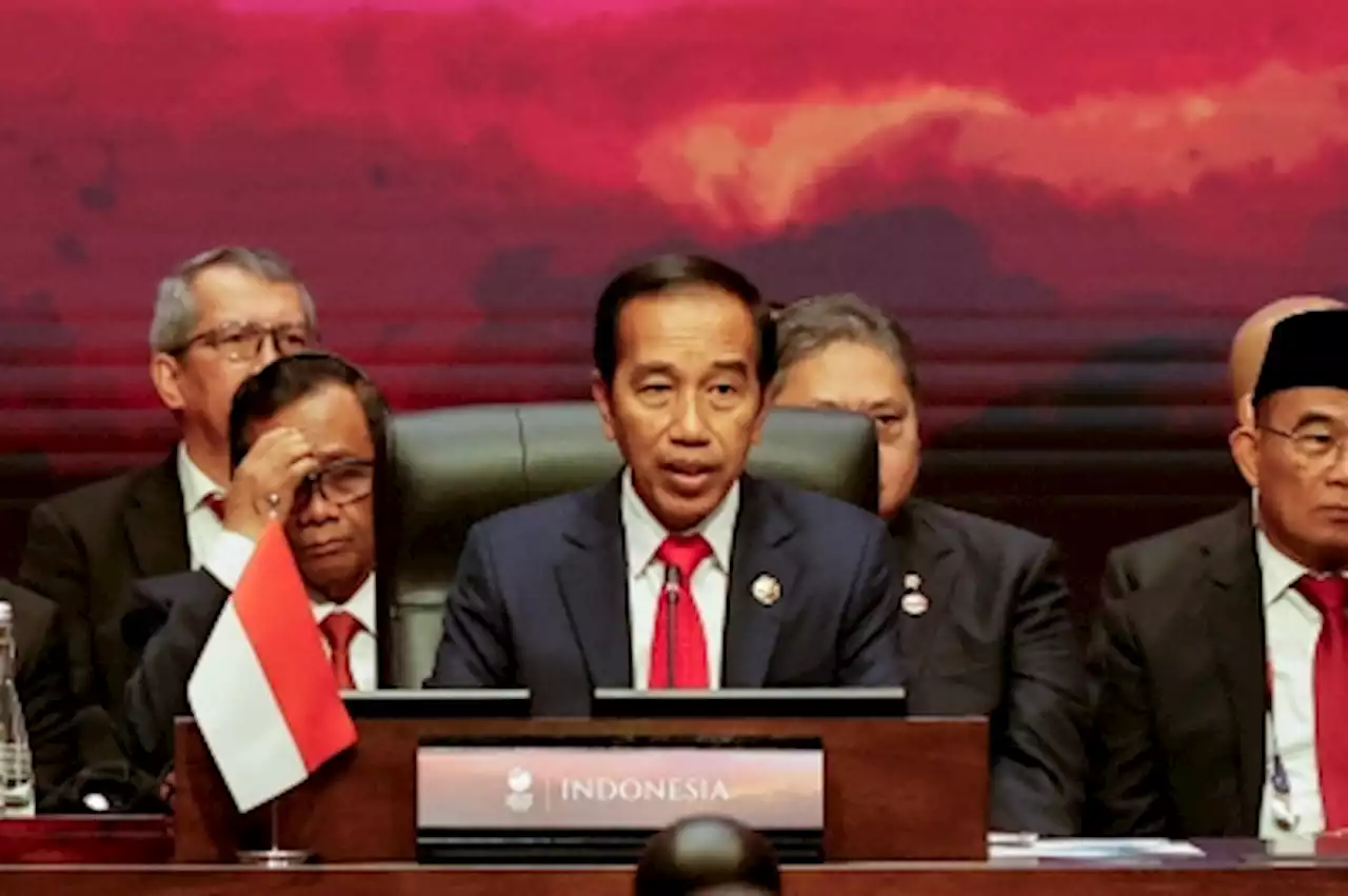 Indonesia warns Asean on ‘destructive’ rivalry as Jakarta summit opens