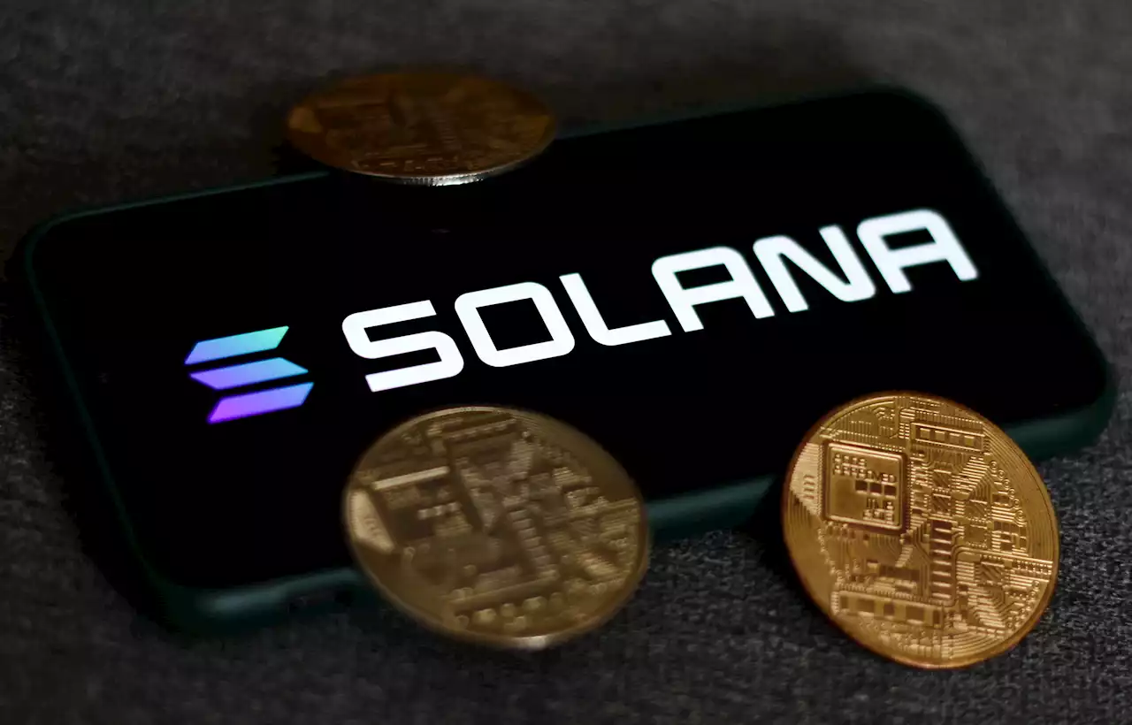 Solana jumps on Visa stablecoin announcement as bitcoin and other cryptocurrencies remain flat