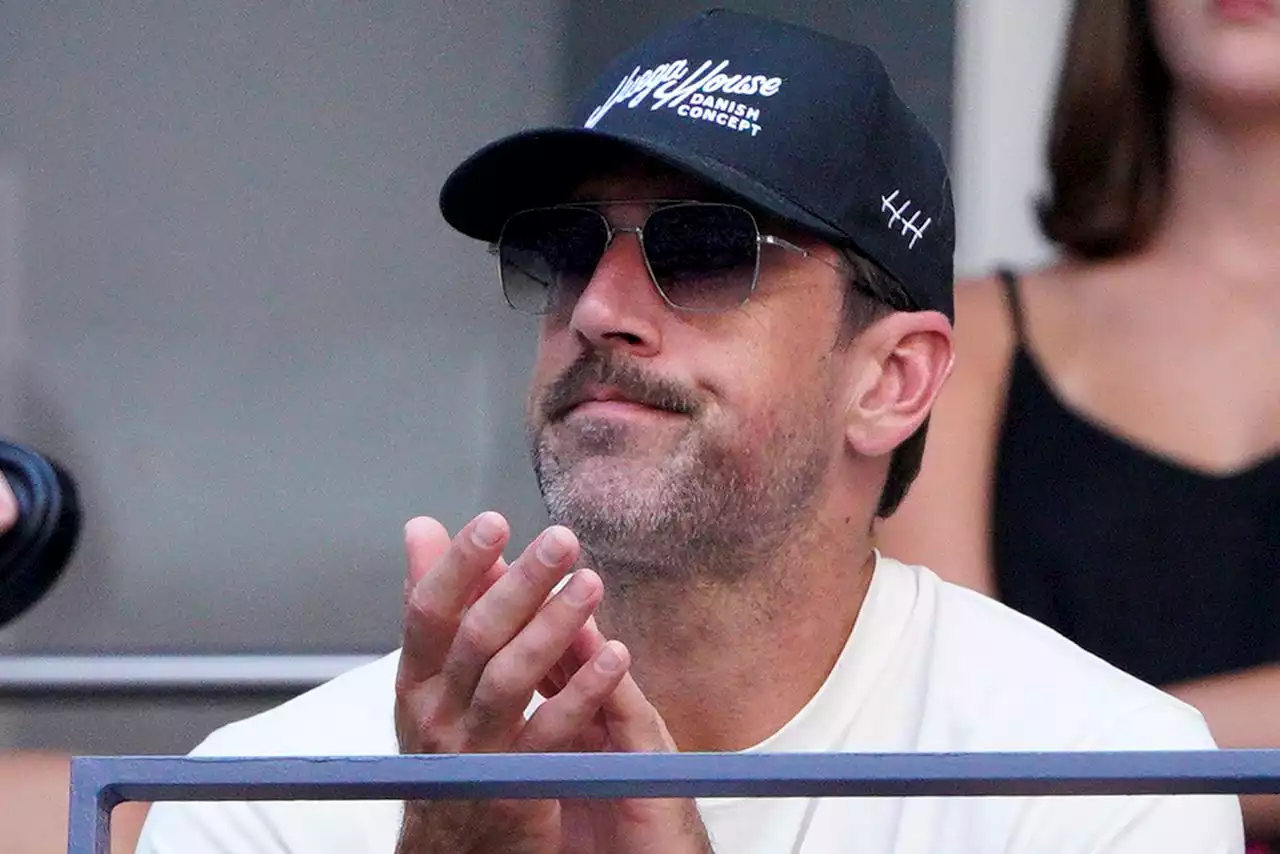 Jets’ Aaron Rodgers trolls vaccine supporters at US Open