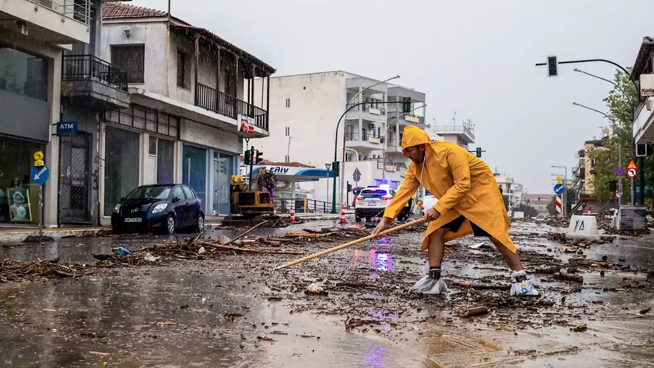 Extreme Regenfälle überschwemmen Griechenland