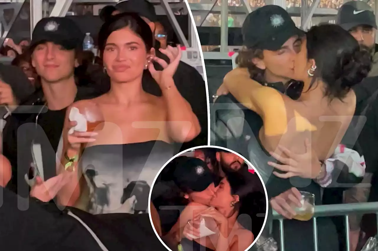 Watch Kylie Jenner and Timothée Chalamet make out at Beyoncé’s concert