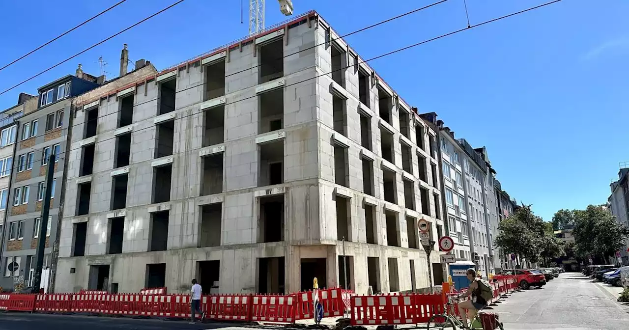 23 Wohnungen in Düsseldorf geplant: Neubau-Projekt auf Grundstück der früheren „Brause“ wird zur Bauruine