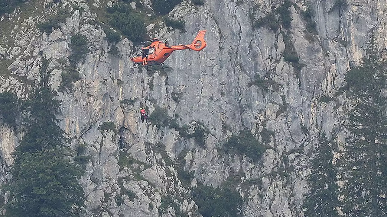 Er folgte falschen Angaben in einer App: Verängstigter Bergsteiger muss aus 1300 Metern Höhe gerettet werden