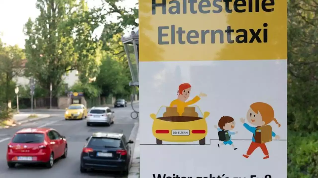 Verbände: Elterntaxis zum Schulstart stehen lassen