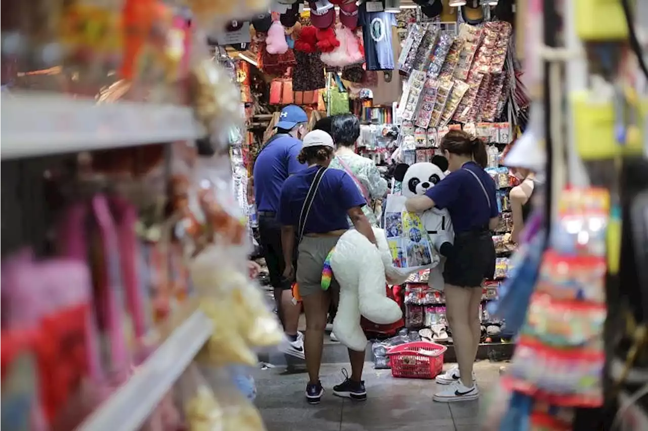 Singapore retail sales rise 1.1% in July, less than expected