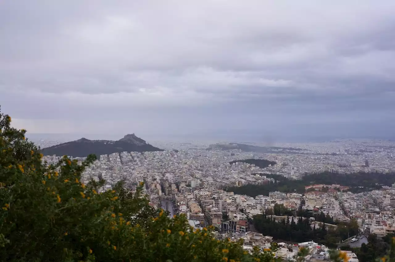 Grèce : après les incendies, des pluies torrentielles font un mort