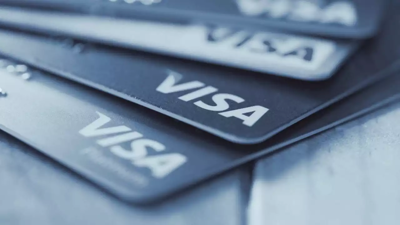 Visa expands stablecoin settlement options to Solana