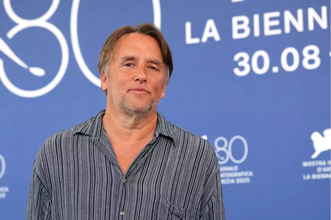 Richard Linklater on His Delightful Comedy Thriller ‘Hit Man’ and Why Indie Movies Might Be “Gone With the Algorithm”