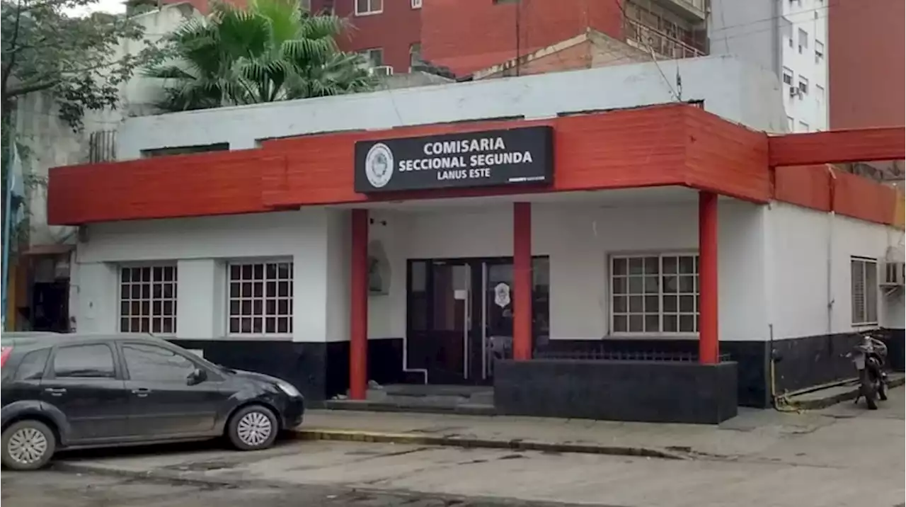 Cinco detenidos se fugaron de una comisaría de Lanús tras romper los candados de la celda