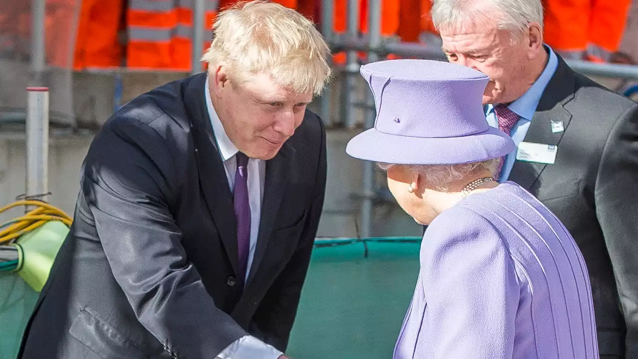 Le moment où Elizabeth II a demandé à Boris Johnson s'il était nu (dans un rêve)