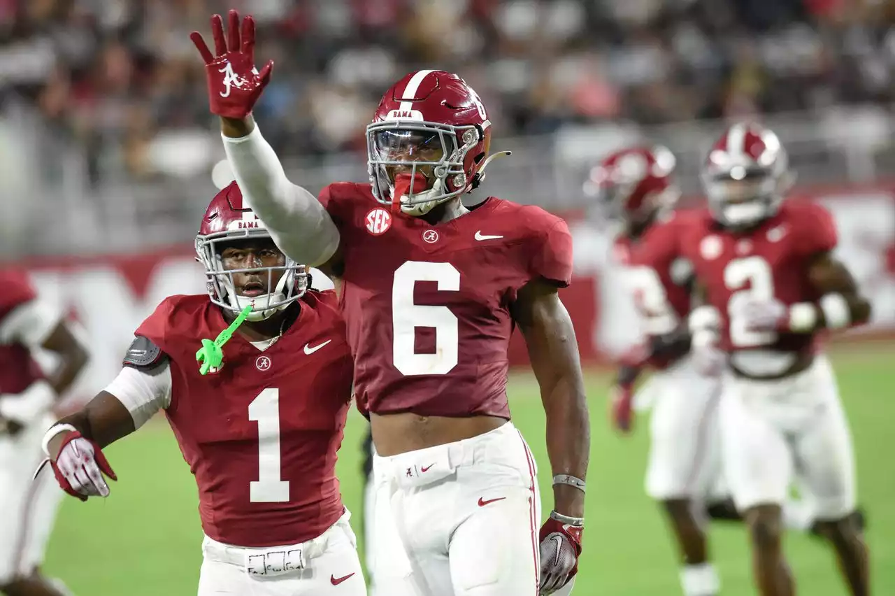 Injured Alabama DBs practicing, face 'big question' before Texas; LB set to return