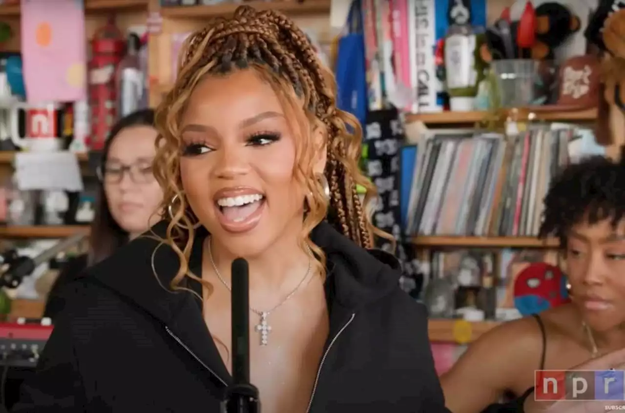 Chloe Sings ‘Surprise,’ ‘Body Do’ & More ‘In Pieces’ Standouts for Tiny Desk Concert: Watch