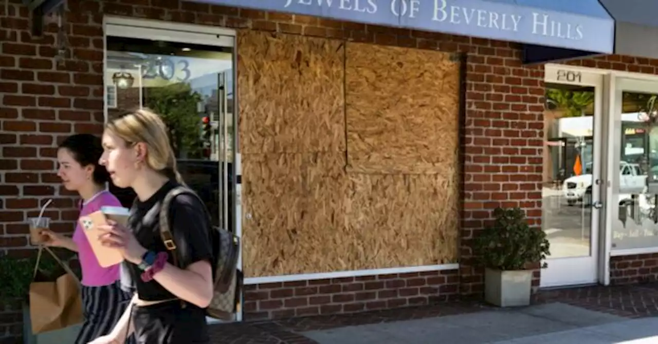 Beverly Hills: Ritzy Retail Stores Shutter amid Smash-and-Grab Epidemic