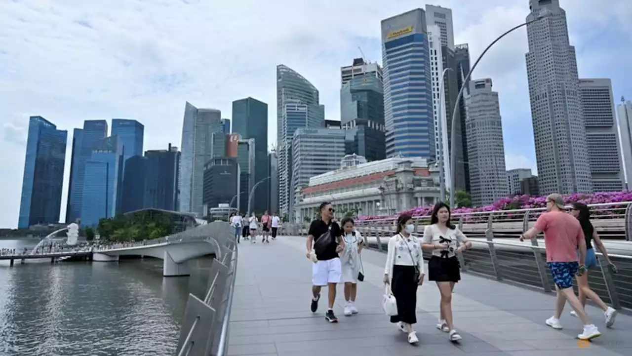 Economists cut Singapore’s 2023 growth forecast to 1%: MAS survey