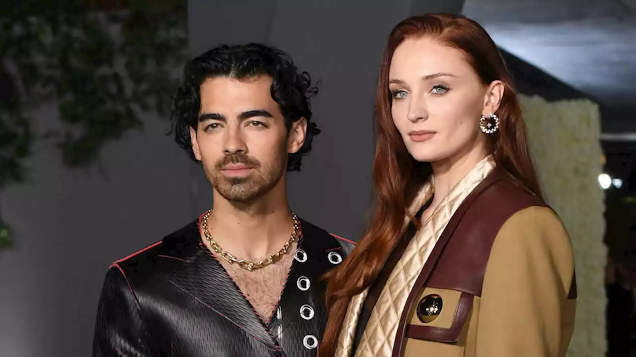 Séparation de Joe Jonas et Sophie Turner : le chanteur a officiellement déposé une demande de divorce pour «différends irréconciliables»