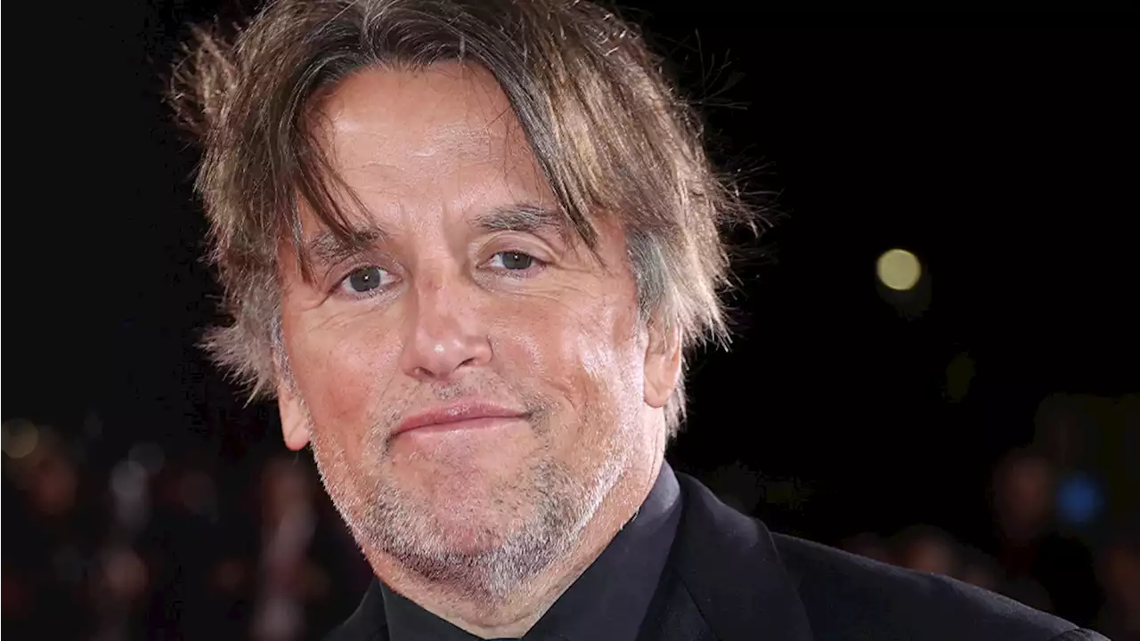 Richard Linklater’s ‘Hit Man’ Gets Enthusiastic 6-Minute Ovation At Venice Film Festival Premiere