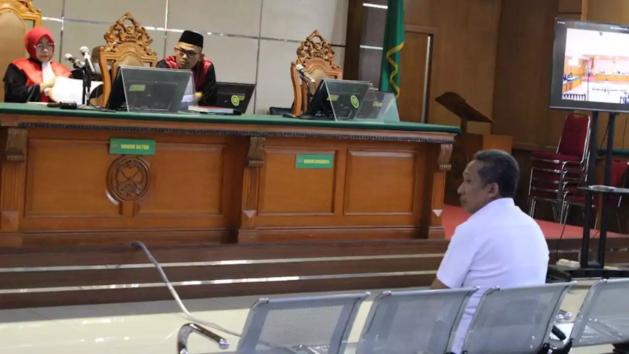 Bandung Smart City corruption, Yana Mulyana is said to have received a bribe of IDR 400 million