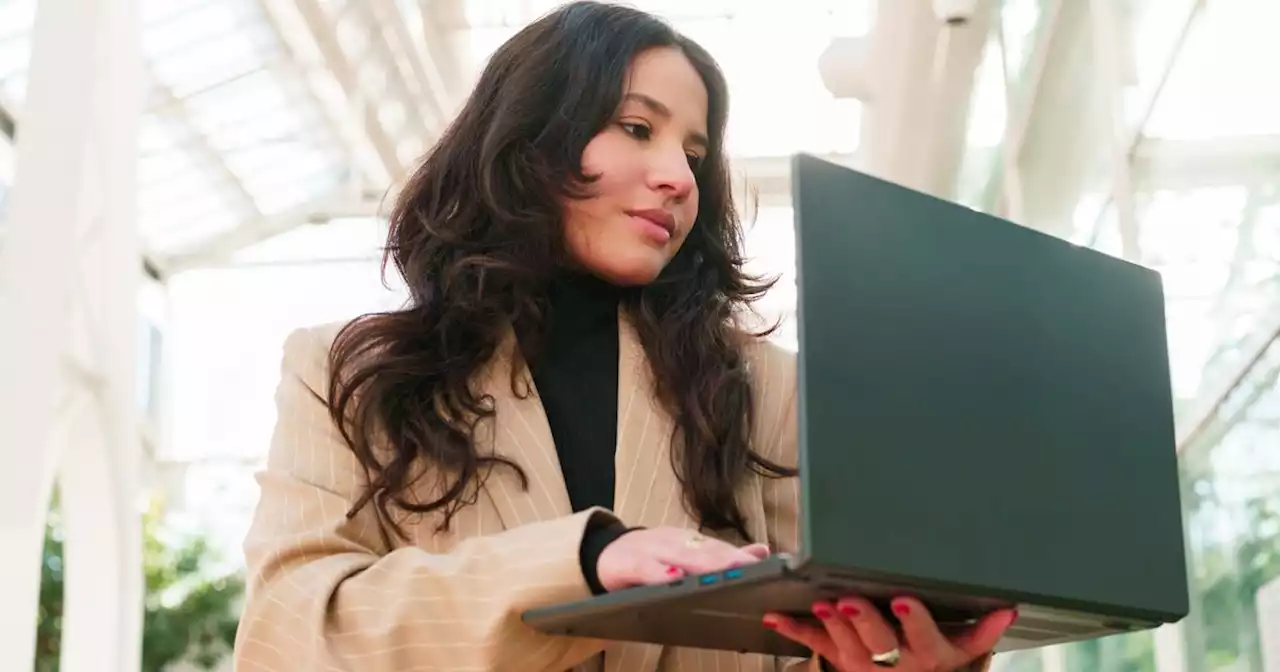 You're Probably Carrying Your Laptop Wrong — And It Could Actually Hurt You