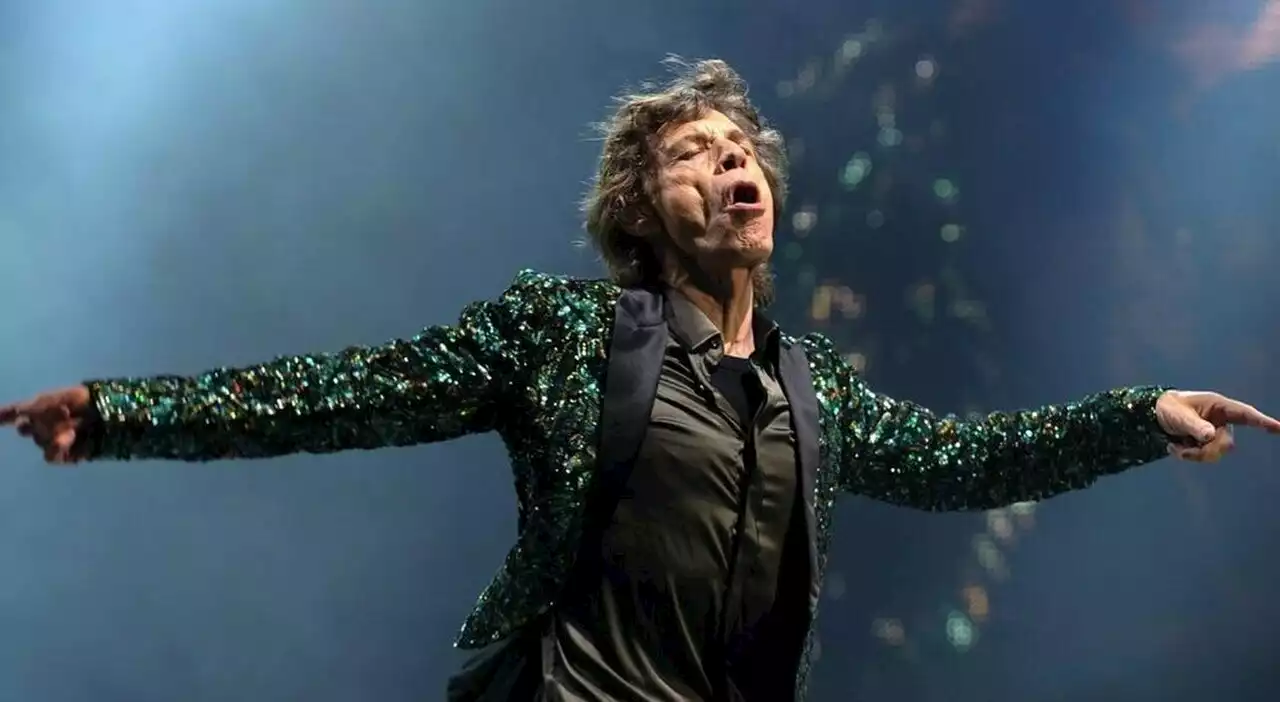 Mick Jagger compie 80 anni, le 5 curiosità che non sai del frontman dei Rolling Stones: gli 8 figli, l'incidente alla lingua e le storie d'amore