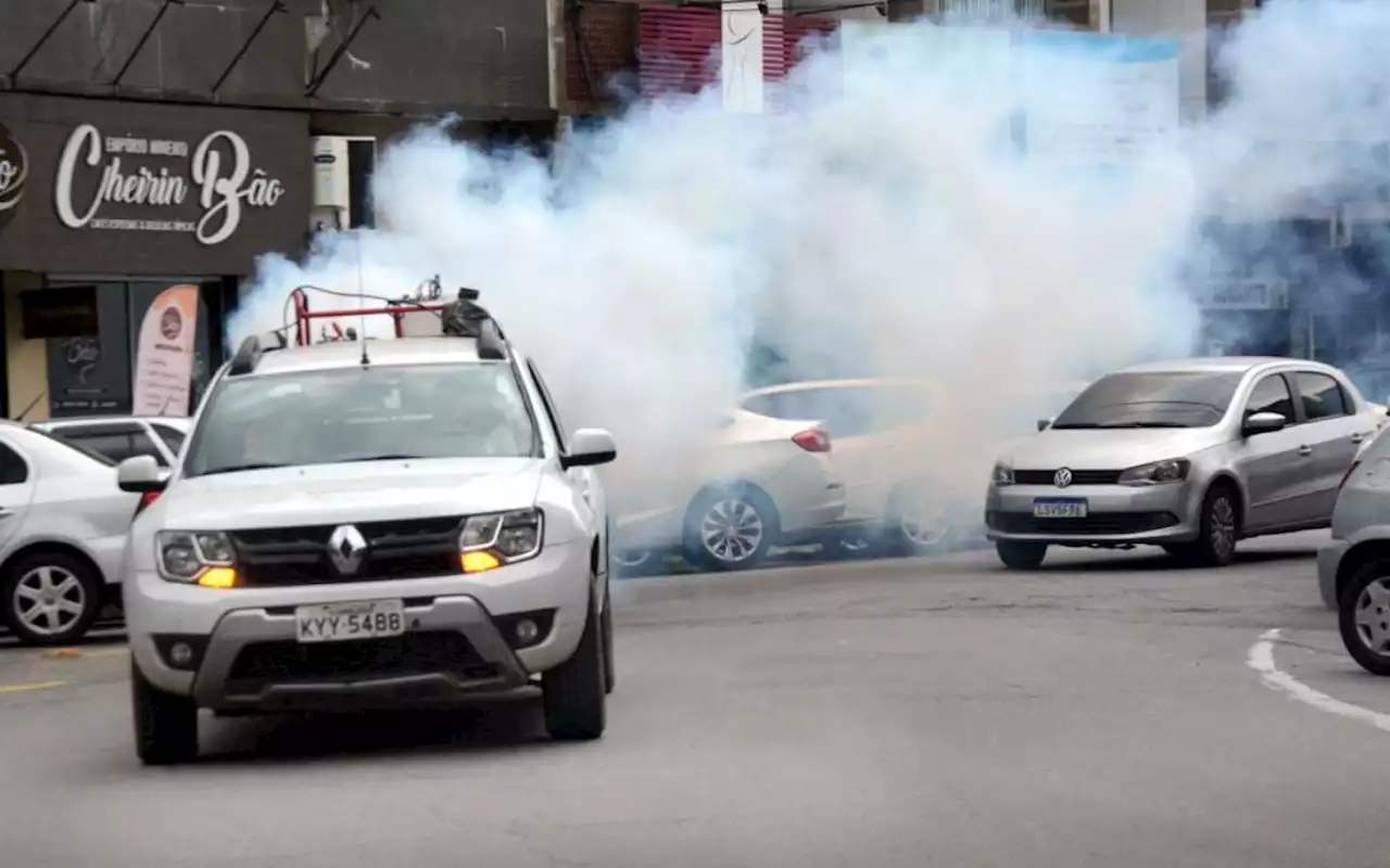 Barra Mansa continua combate a pernilongos através de carro fumacê | Barra Mansa