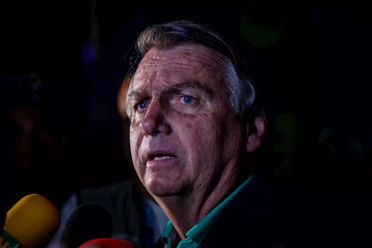 Aliados de Jair Bolsonaro admitem quatro erros que pioraram situação no caso das joias