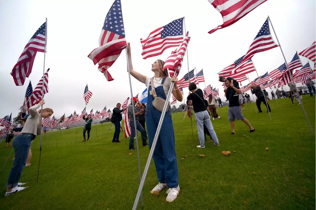 ‘Waves of Flags’ honors 9/11 victims Saturday at Pepperdine University