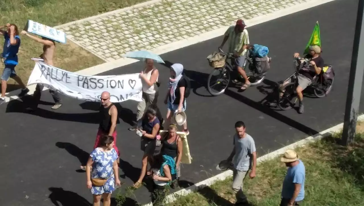 Manifestation à Decazeville contre le rallye de la Découverte