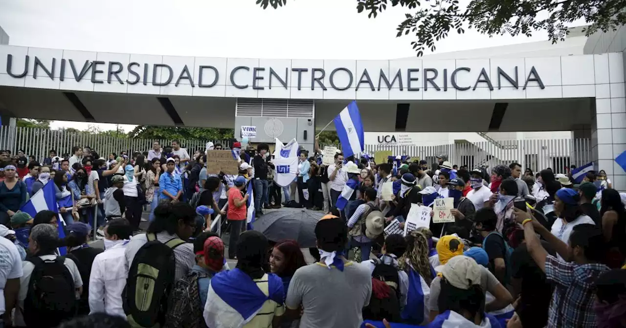 Nicaragua: más de 700 académicos condenan cierre de universidad jesuita