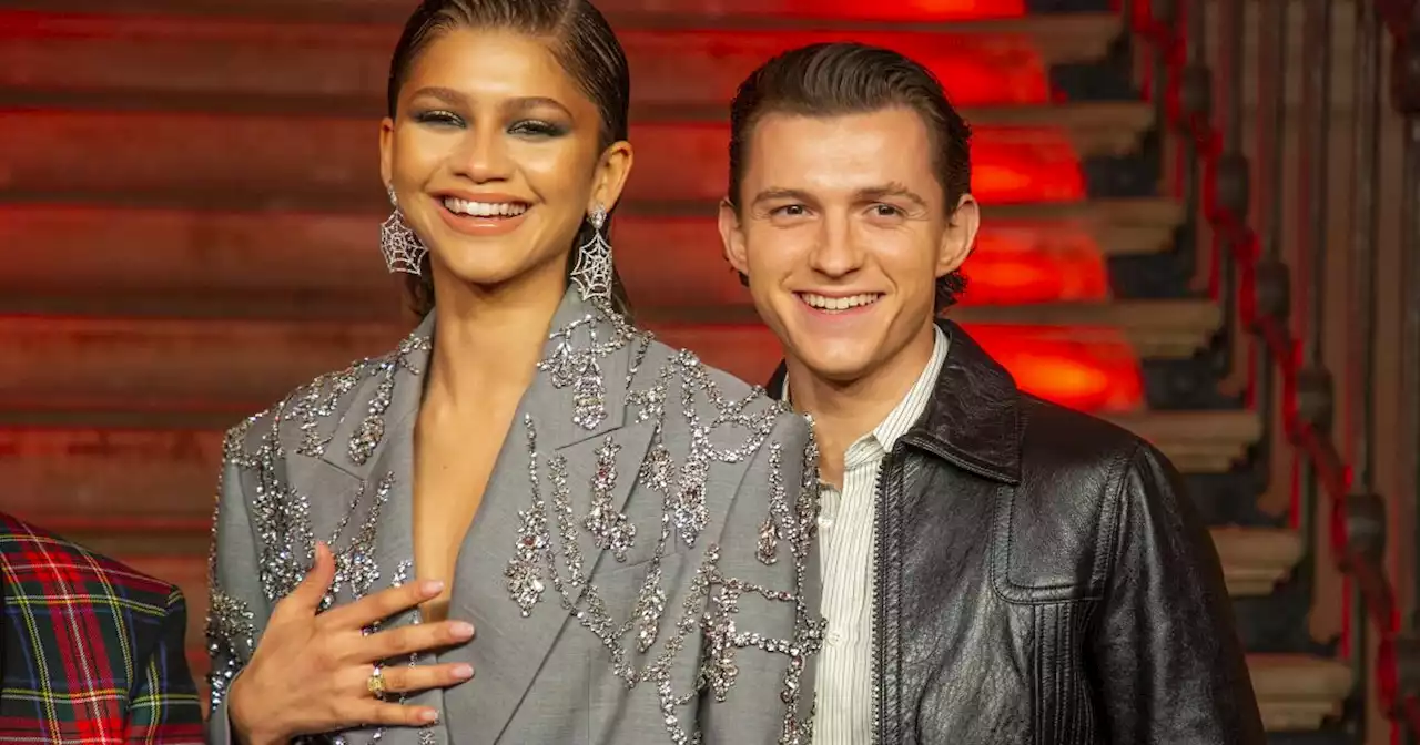 Zendaya and Tom Holland give big energy during Beyoncé's mute challenge