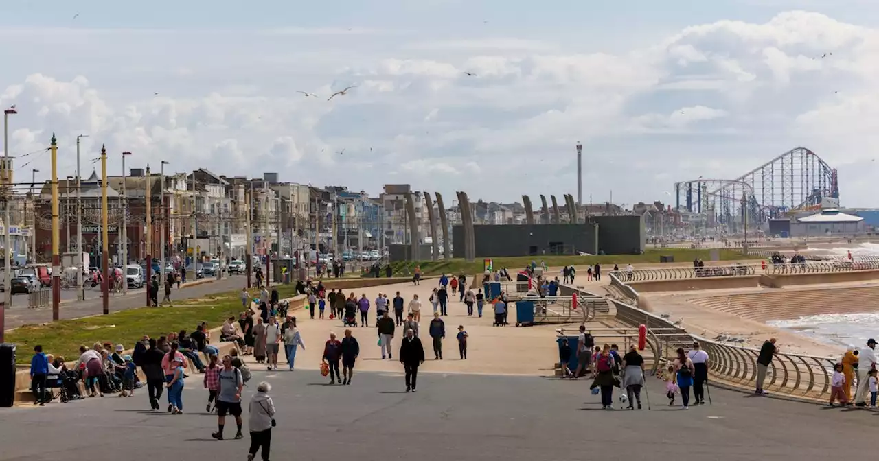 Lancashire seaside resort named better than Edinburgh for autumn getaway