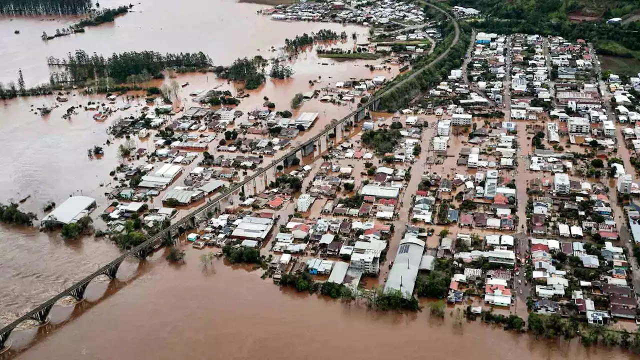 Fierce storm in Brazil kills at least 21 people and displaces more than 1,600