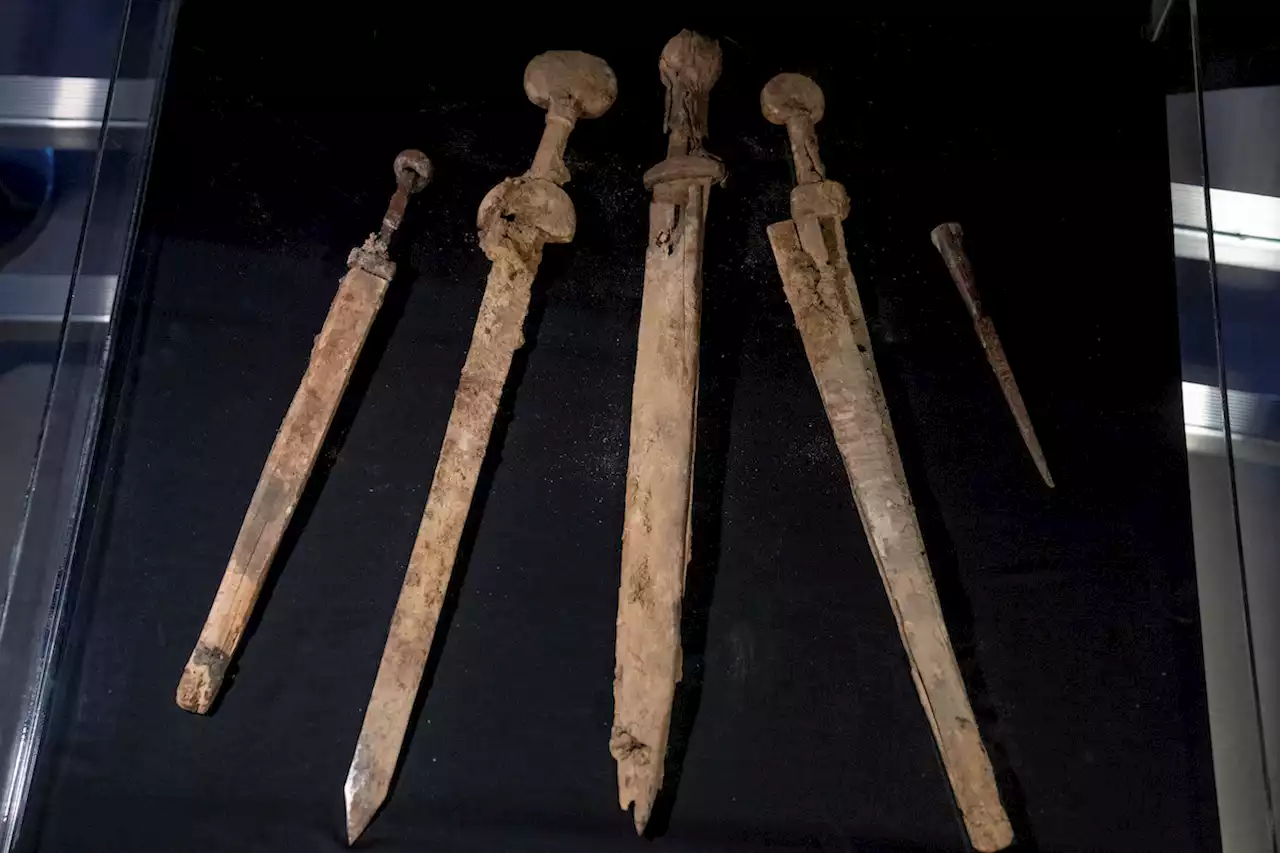 Four 1,900-year-old Roman swords discovered in cave near Dead Sea in Israel