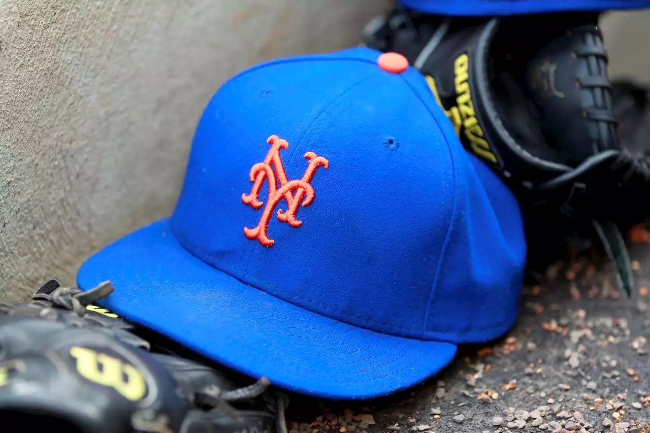 Mets ‘owe’ it to contenders, so they’ll make baffling decision, manager says