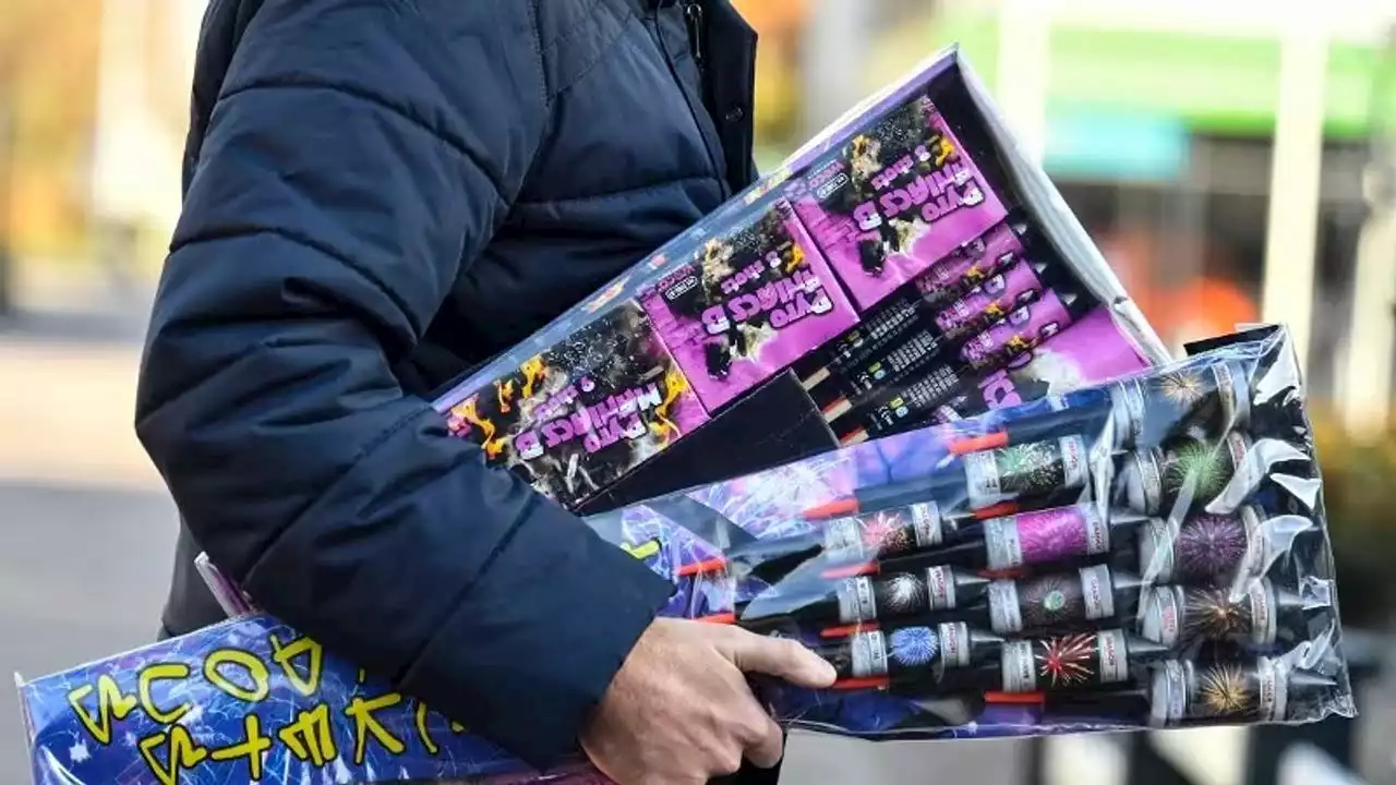 Leider (34) van bende opgepakt die handelde in zwaar illegaal vuurwerk