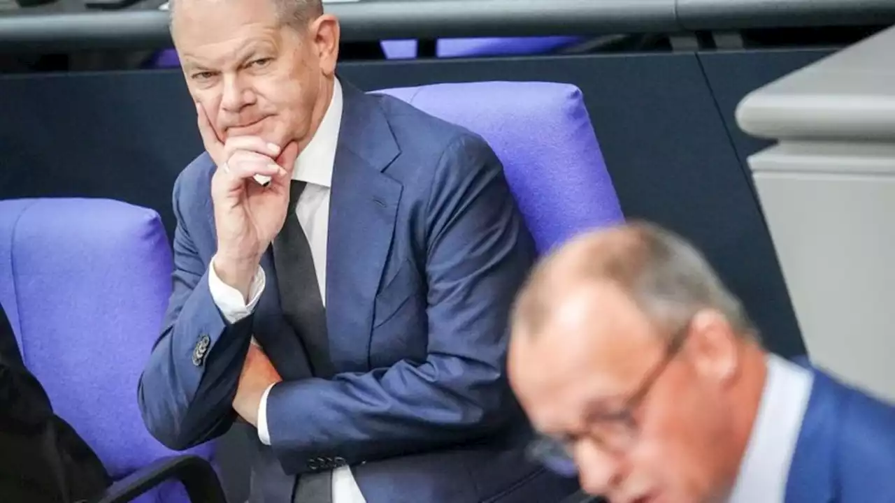 Generaldebatte im Bundestag: Merz gegen Scholz und umgekehrt