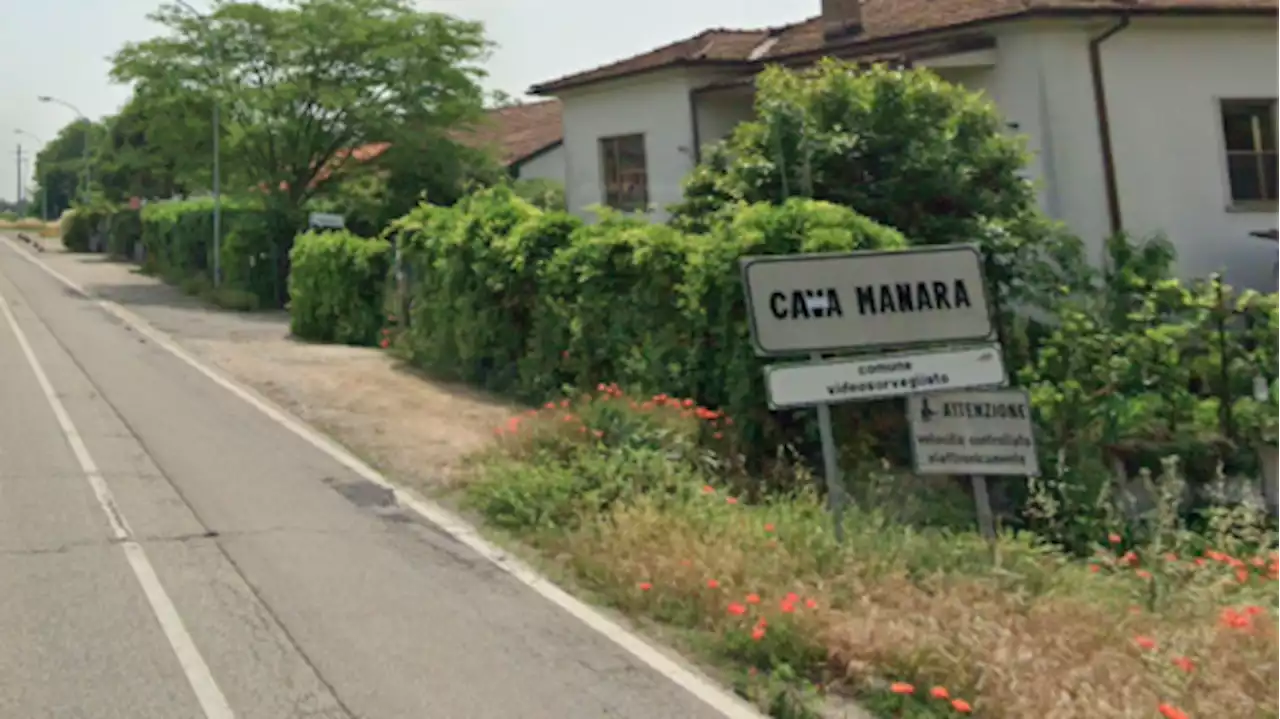 'Lesbiche di m., vi ammazzo', aggredite due ragazzine a Pavia