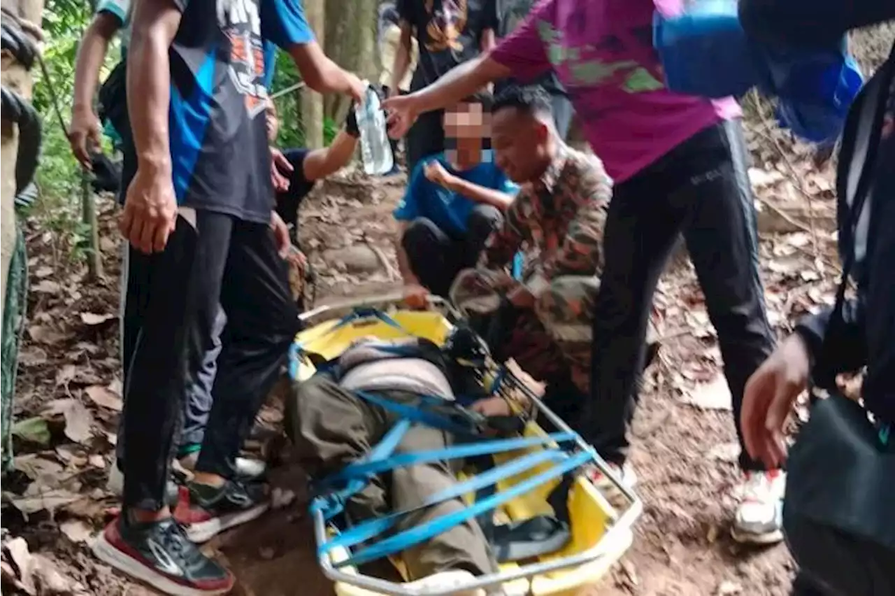 Woman rescued while hiking in M'sia was 'possessed', say family