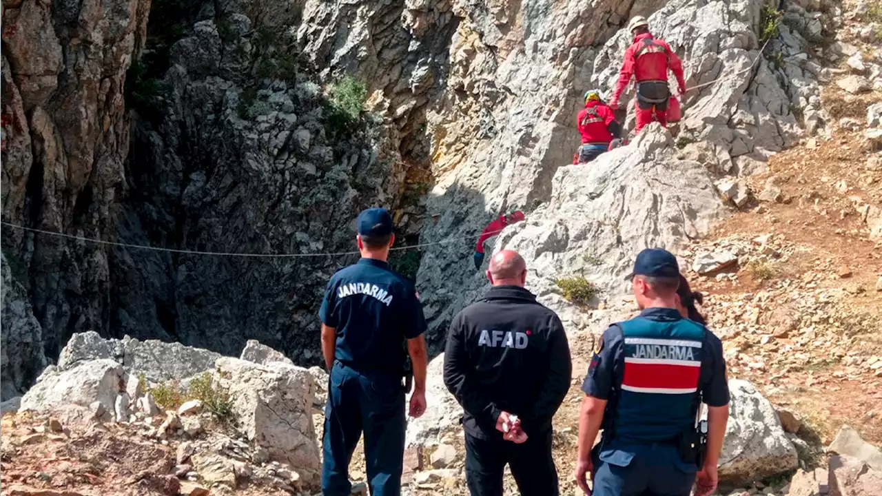 American researcher trapped more than 3,000 feet inside cave in southern Turkey