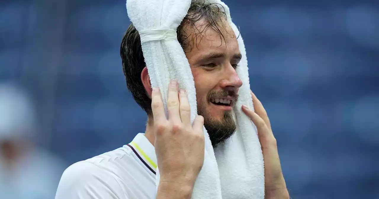 In ‘brutal’ heat wave at U.S. Open, Daniil Medvedev warns that a player is ‘gonna die’