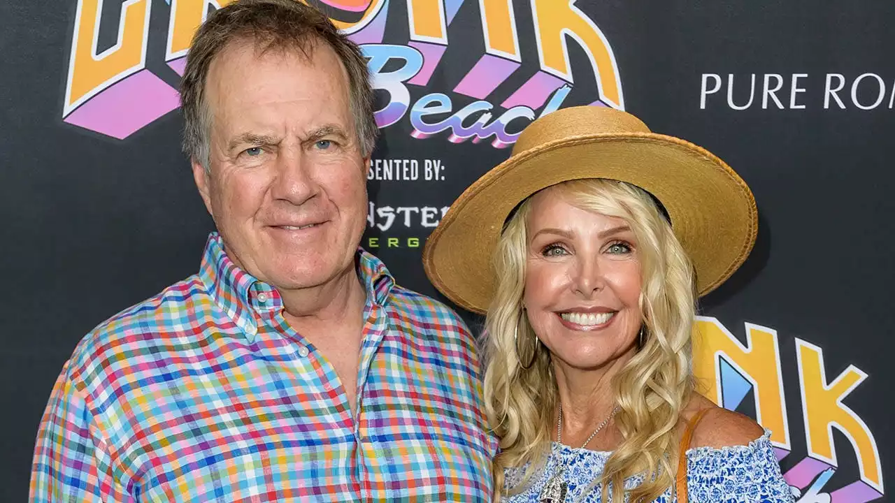 Bill Belichick, Linda Holliday reportedly split before Patriots' season begins