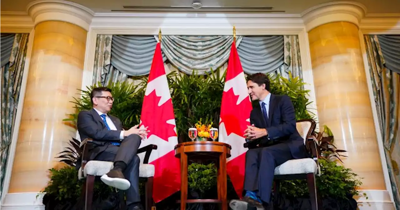 Trudeau in Singapore promoting trade, business: ‘Canada is a hot spot for us’