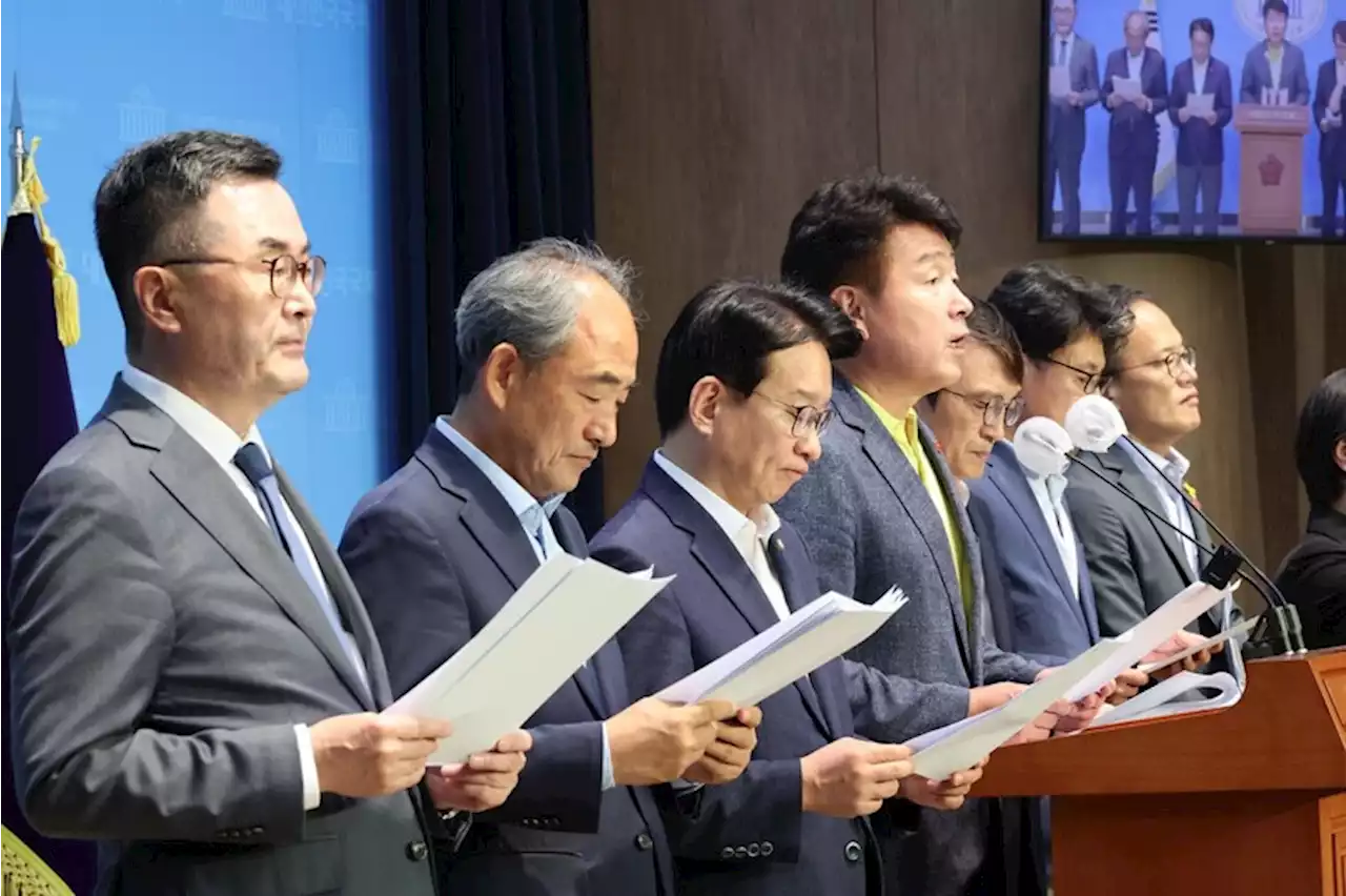 민주 ‘해병대 수사 외압’ 특검법 발의…국방장관 탄핵소추 검토