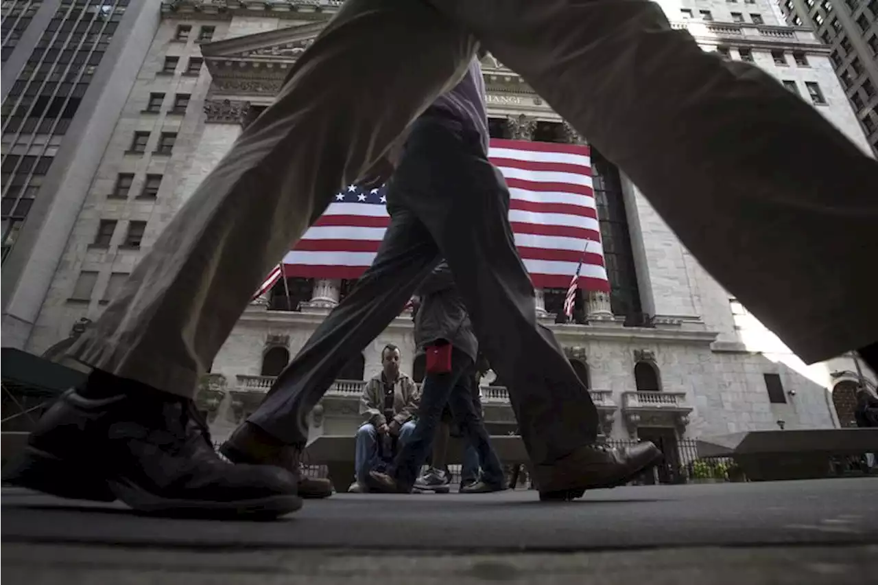 Stock market today: Dow closes higher but tech stocks tumble on rate fears By Investing.com